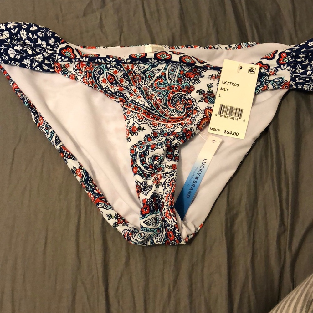 Bikini bottoms